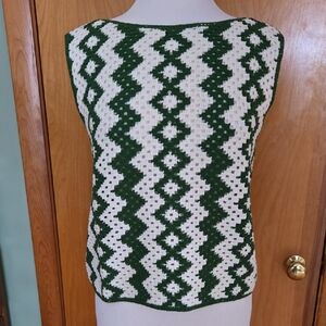 NWT Ann Taylor Geo Crochet Sweater Shell - Green/White Combo - Size M